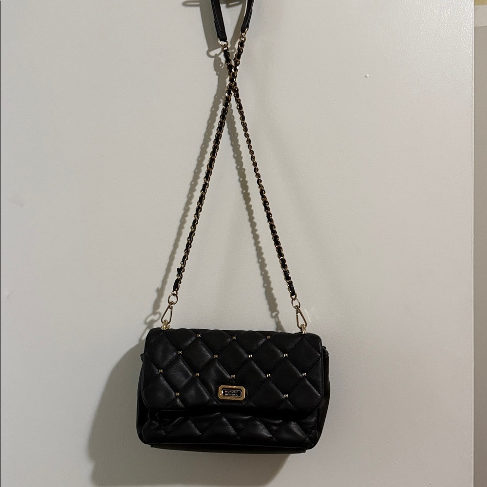 Badgley Mischka Black Quilted Crossbody with Gold Chain - Picture 10 of 16